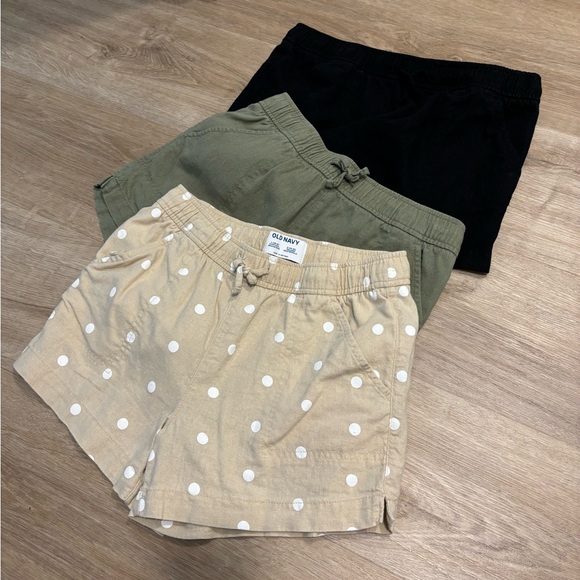 Set of 3 girls Old Navy shorts - Picture 2 of 2